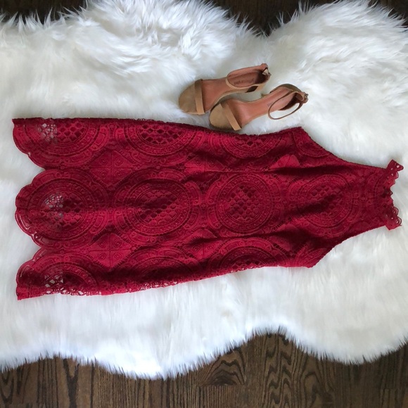 Charlotte Russe Dresses & Skirts - Crimson halter cut dress